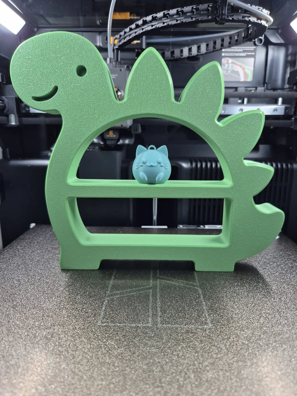 🦖 DinoShelf 3D | Etajeră Decorativă Dinozaur pentru Jucării