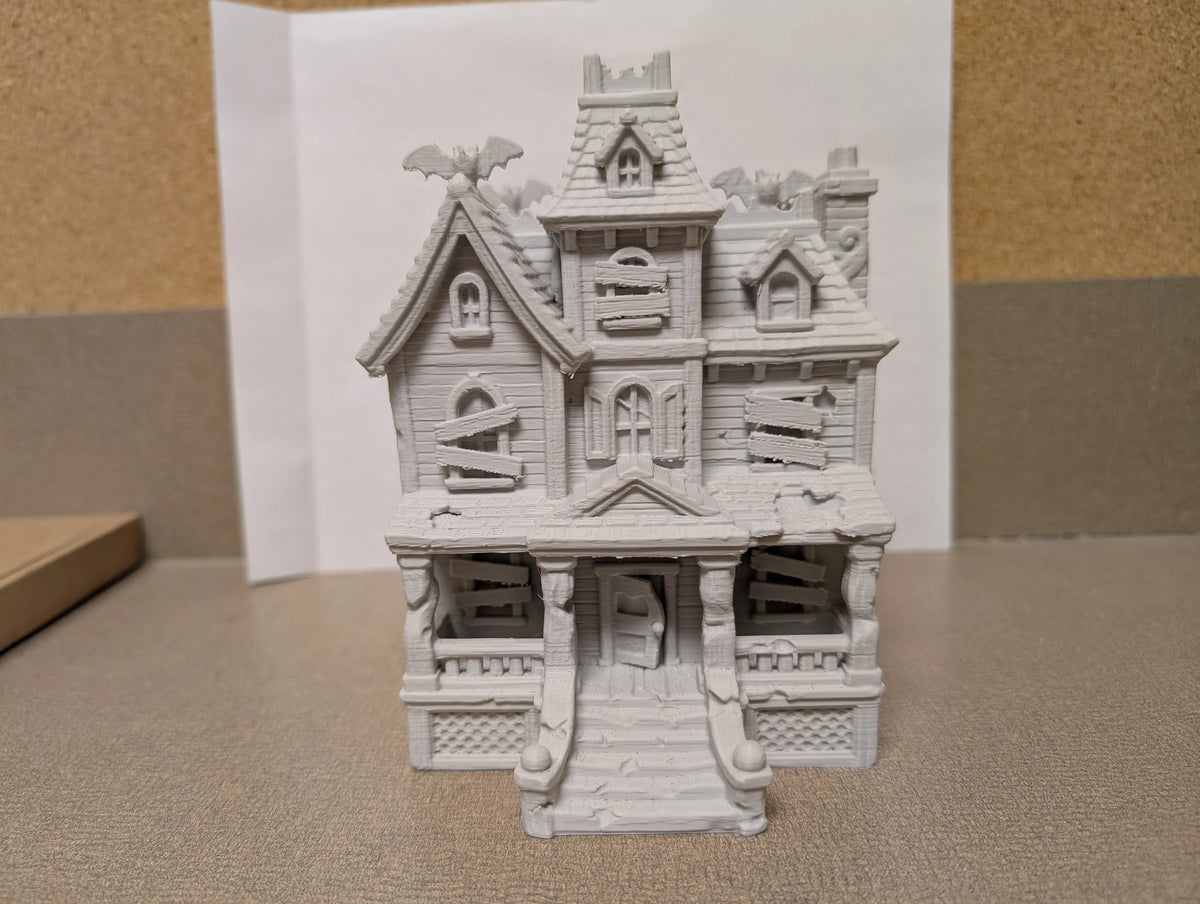 SpookyMansion | Dioramă 3D Căsuță Bântuită