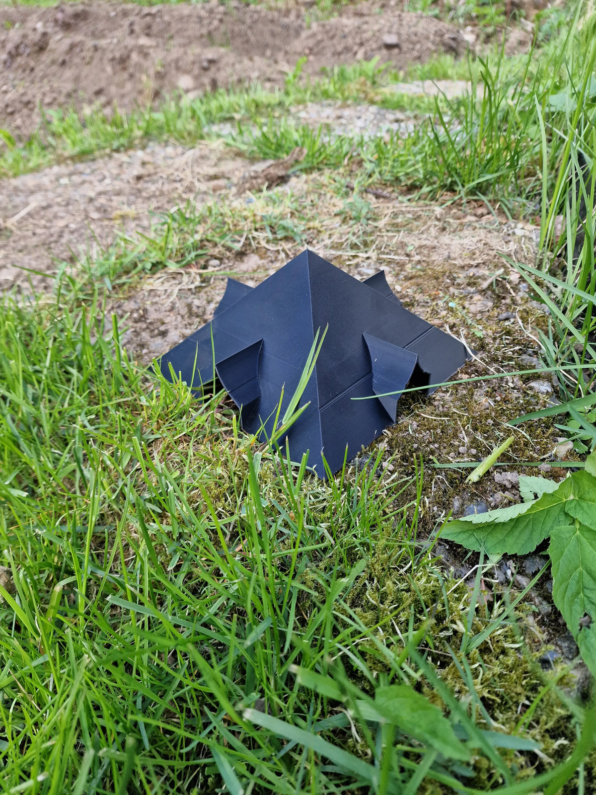 Capcană de Grădină „Slug Trap” 3D