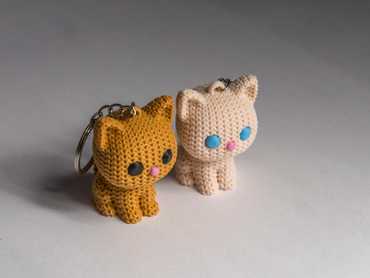KnitCat Key | Breloc 3D Pisicuță Împletită