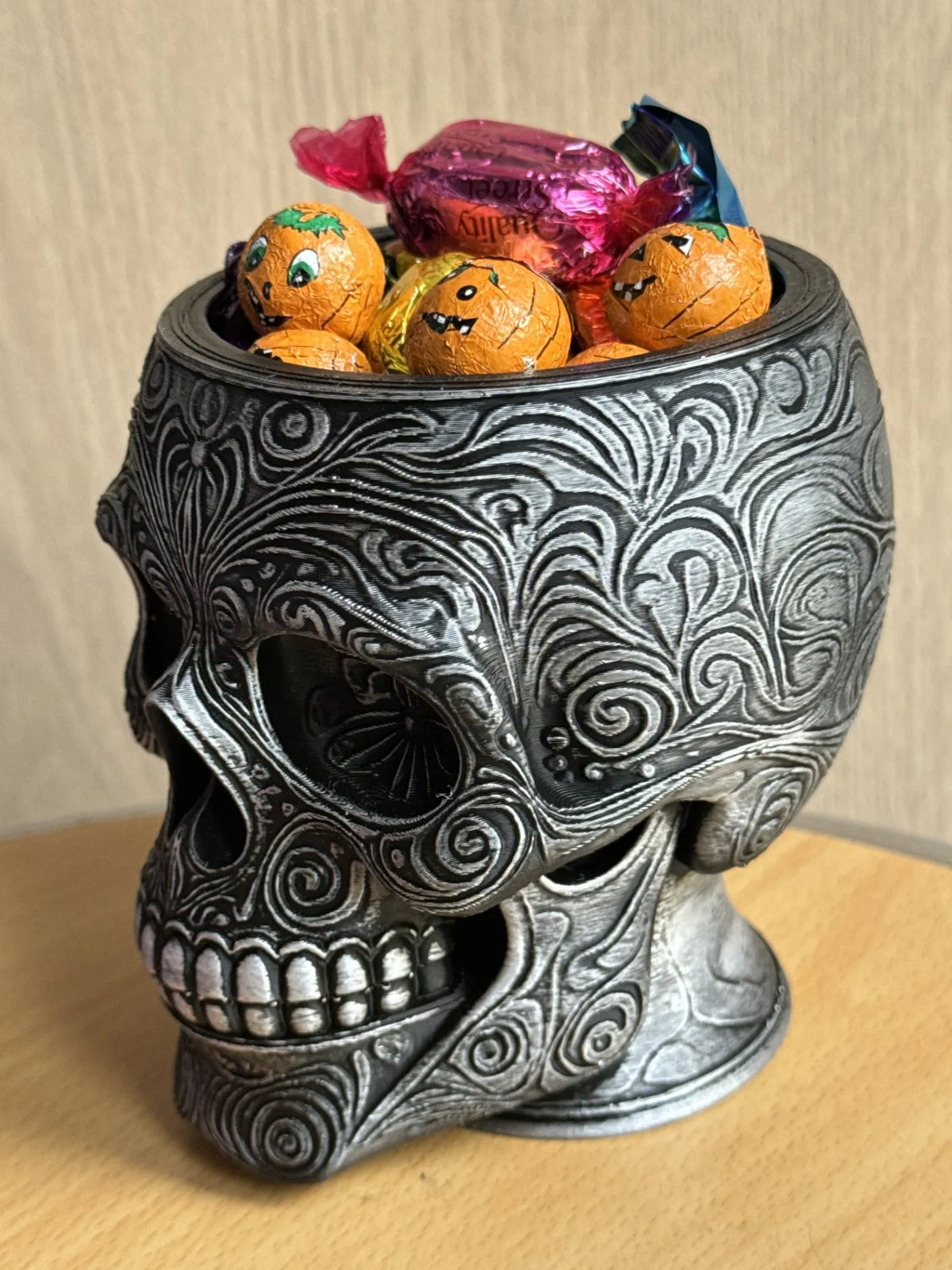 Bol Decorativ Craniu Ornamental / Ghiveci „FiligreeSkullBowl” 3D