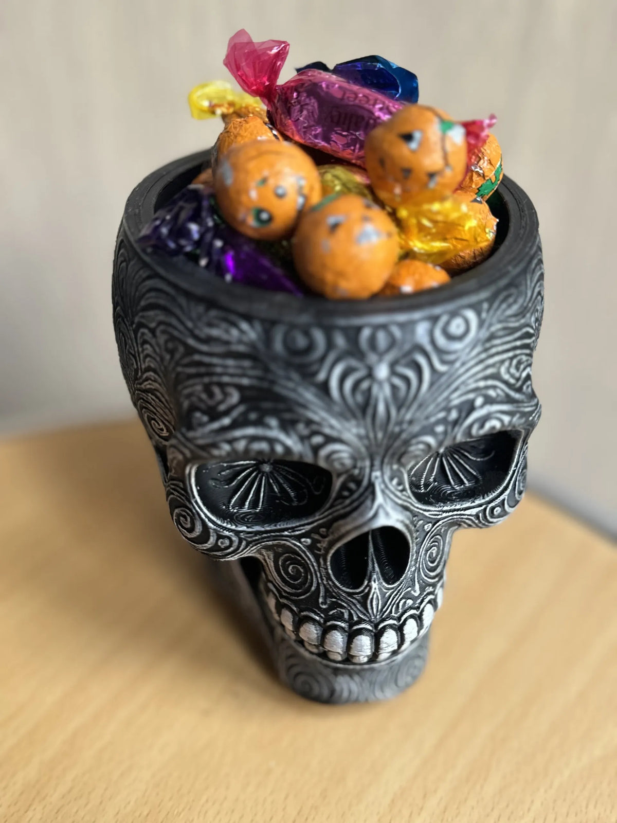 Bol Decorativ Craniu Ornamental / Ghiveci „FiligreeSkullBowl” 3D