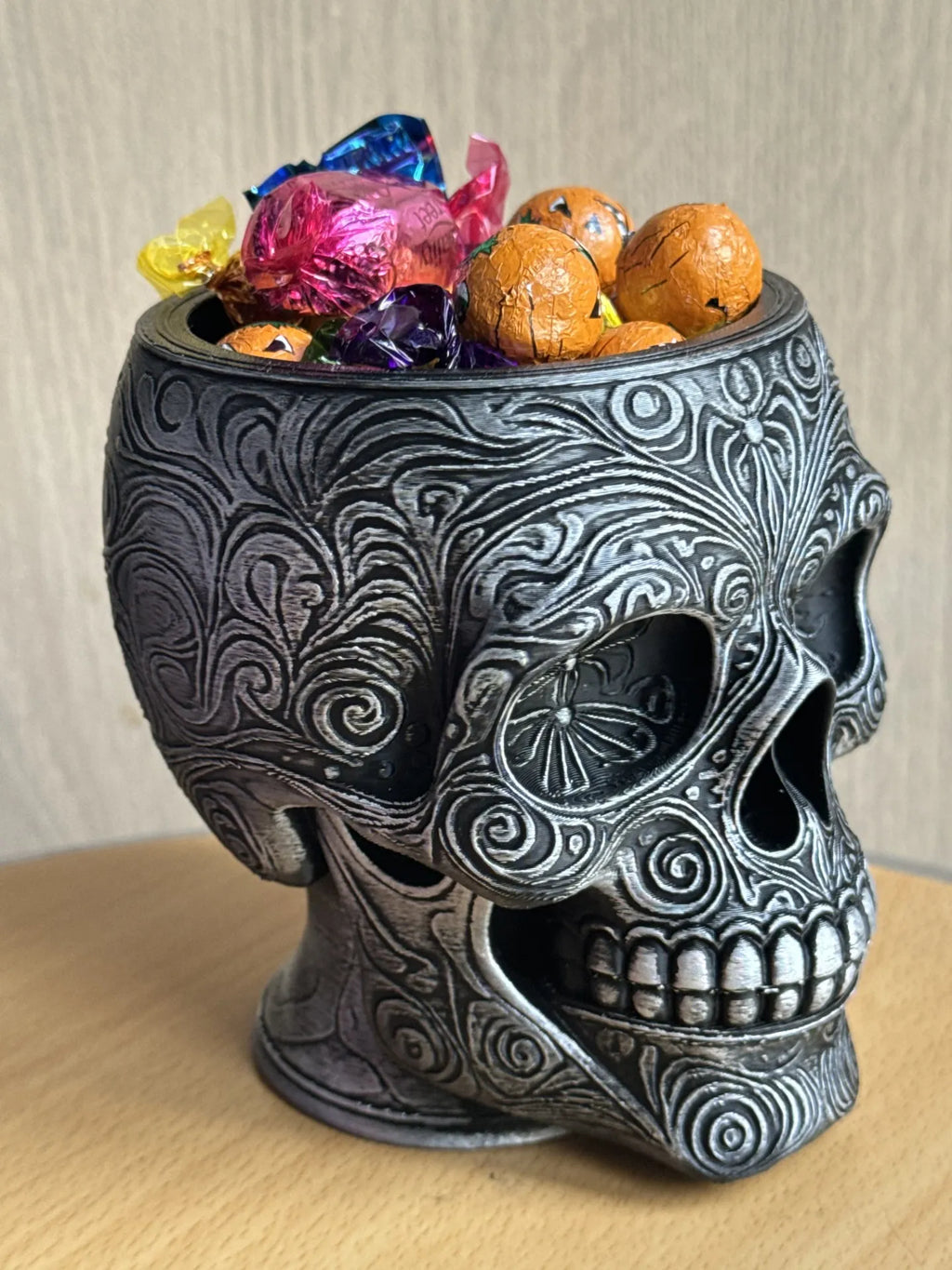 Bol Decorativ Craniu Ornamental / Ghiveci „FiligreeSkullBowl” 3D