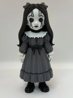 Figurină 3D Păpușă Gotică Stilizată „Gothic Doll”