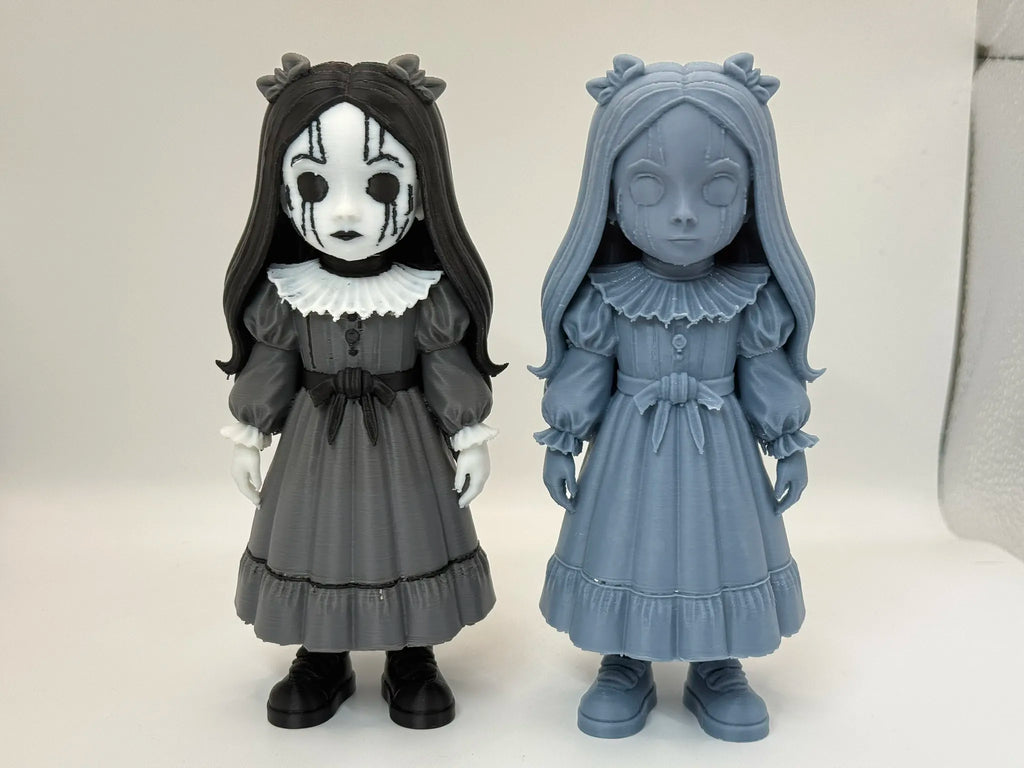 Figurină 3D Păpușă Gotică Stilizată „Gothic Doll”