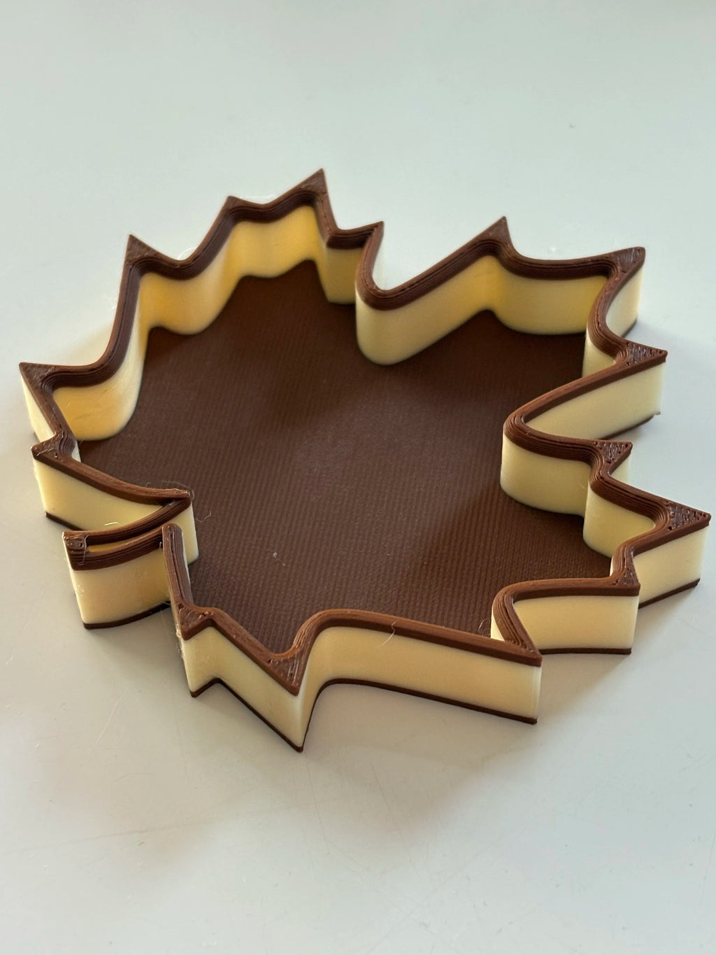Bol Decorativ adânc sub Formă de Frunză de Arțar „MapleTray” 3D