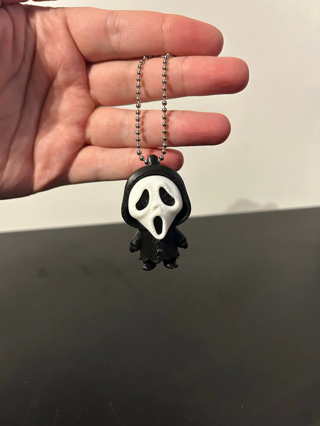Breloc / Mini-Figurină Ghostface „SerpentPotion” / „ScreamGhost” 3D