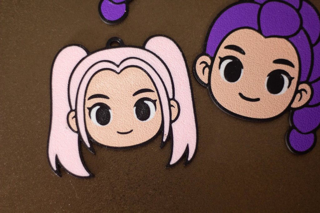 Set Brelocuri 3D cu Personaje Chibi și Coafuri Colorate „Chibi Anime Hair Keychains” 3D