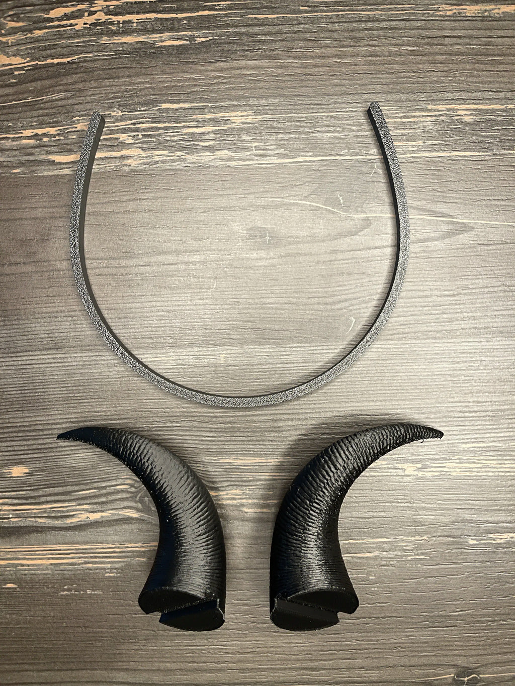 Banderolă de Păr cu Coarne de Demon „Demon Horns Headband” 3D
