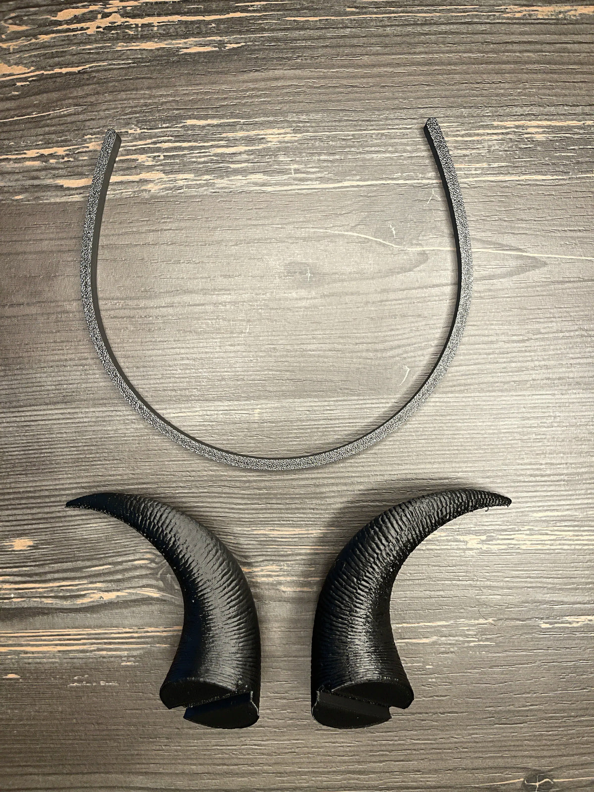 Banderolă de Păr cu Coarne de Demon „Demon Horns Headband” 3D