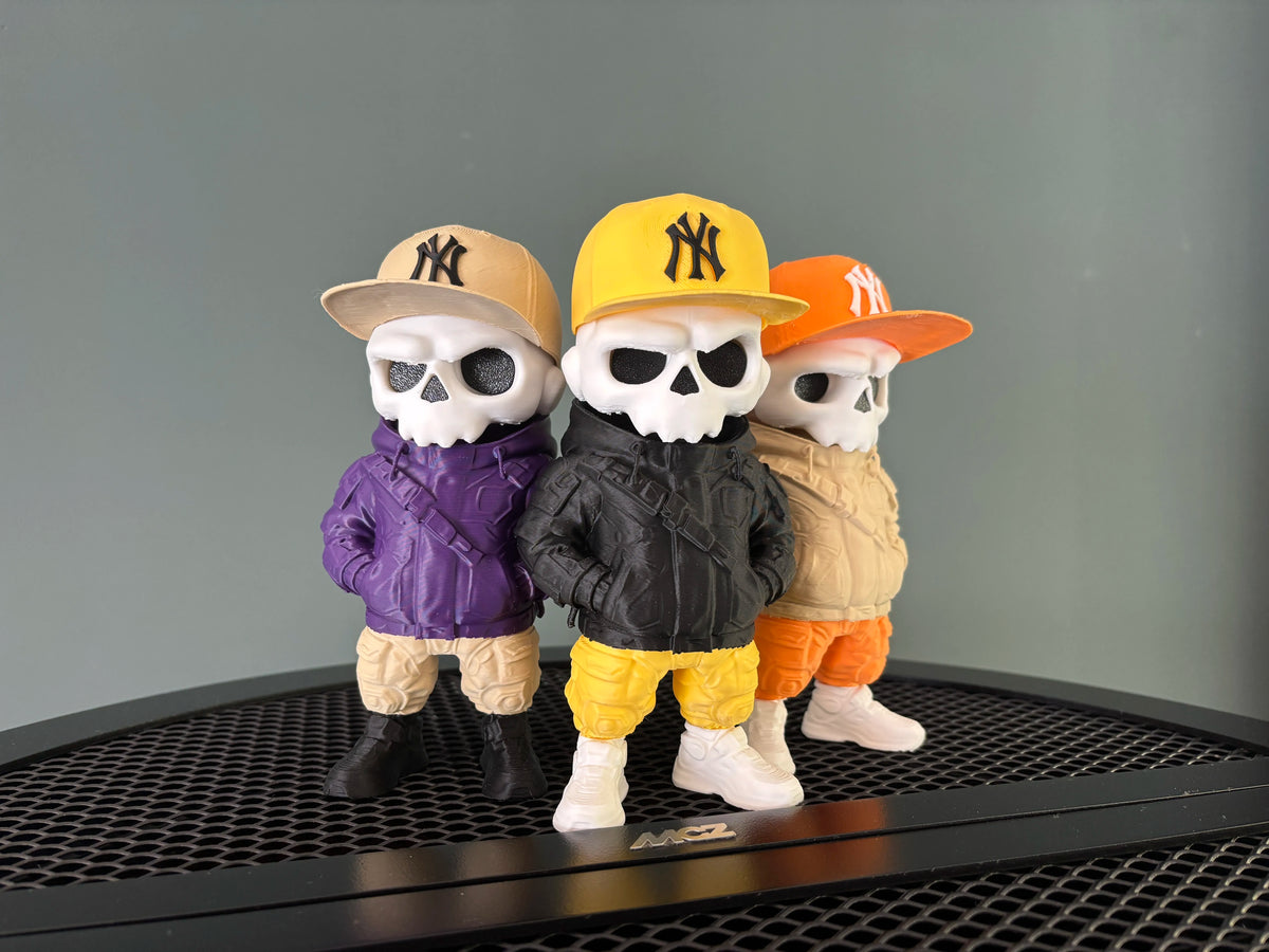 Figurină Decorativă Craniu Urban / Streetwear „StreetSkull / HypeSkeleton” 3D