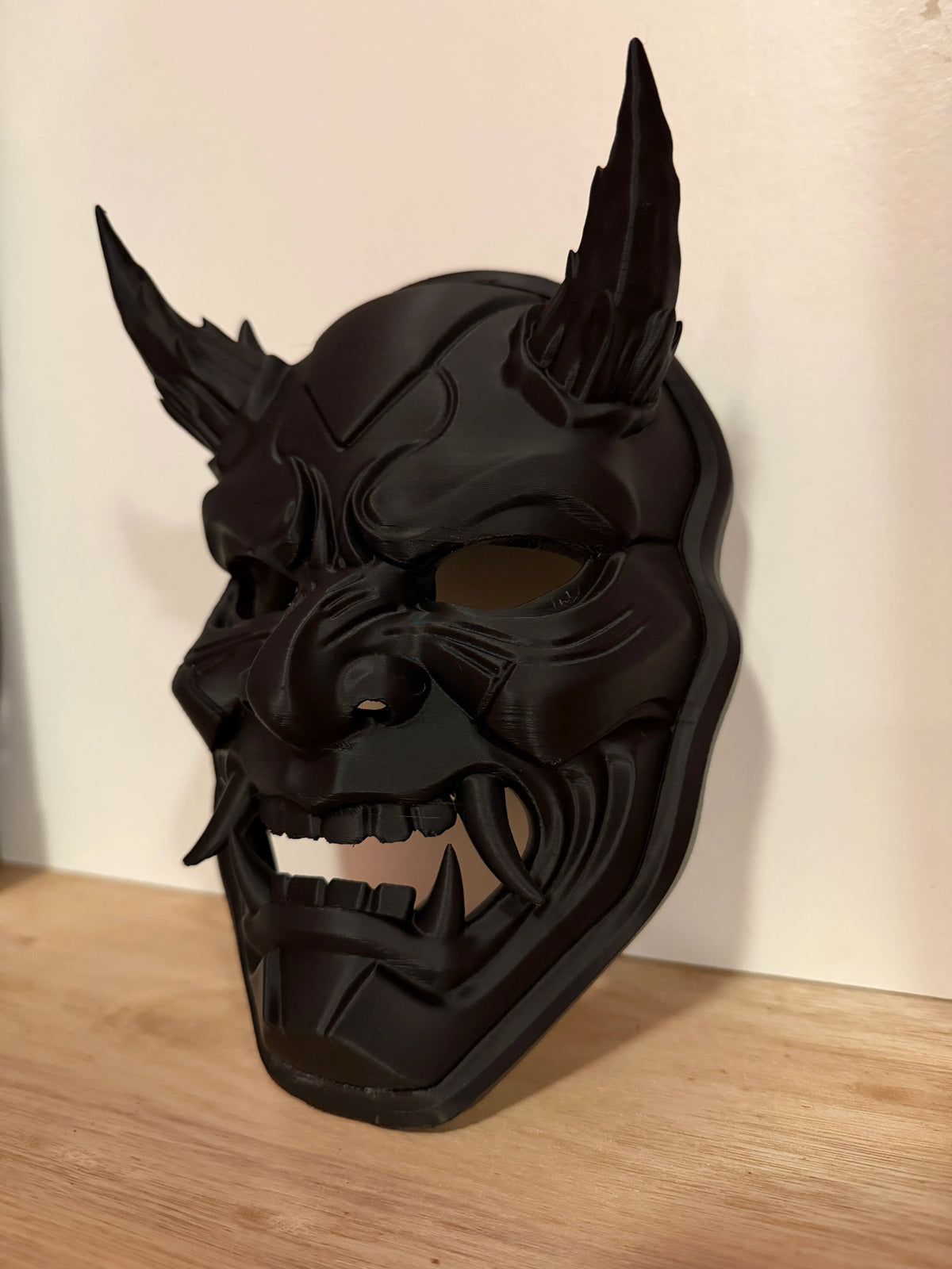 Mastră Demon Hannya / Samurai Oni cu Coarne „Stealth Oni Mask” 3D