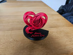 🌹 RoseHeart 3D | Statuetă Decorativă Trandafir în Inimă