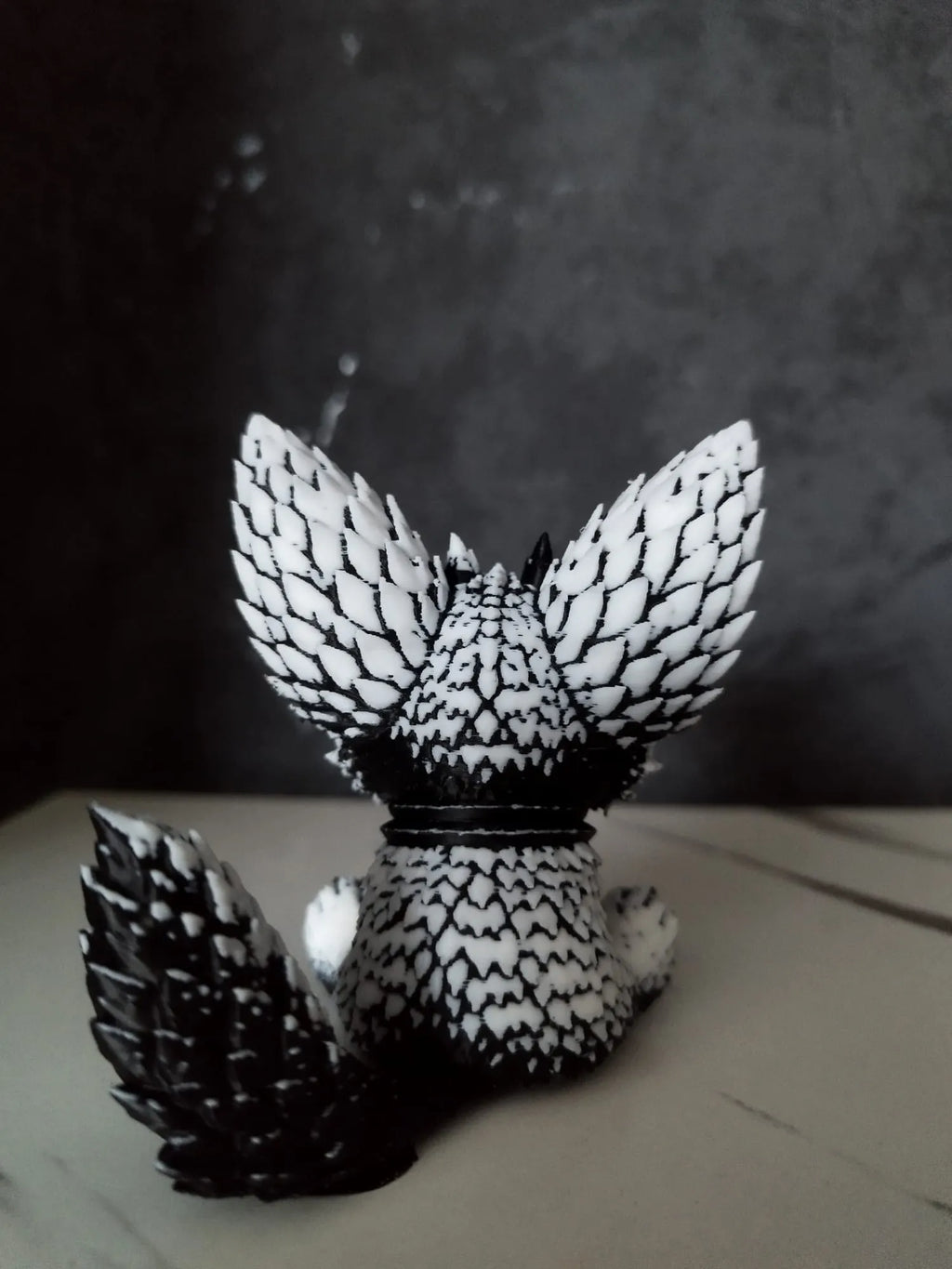 Runefox | Figurină 3D Vulpe Mistică Runică