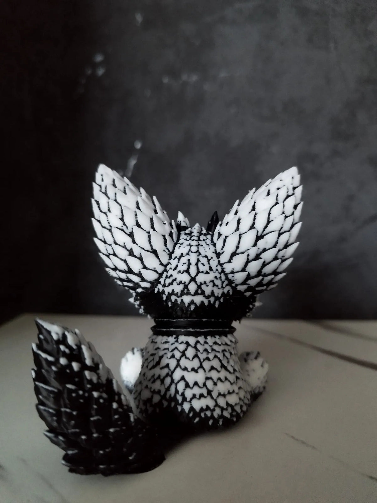 Runefox | Figurină 3D Vulpe Mistică Runică