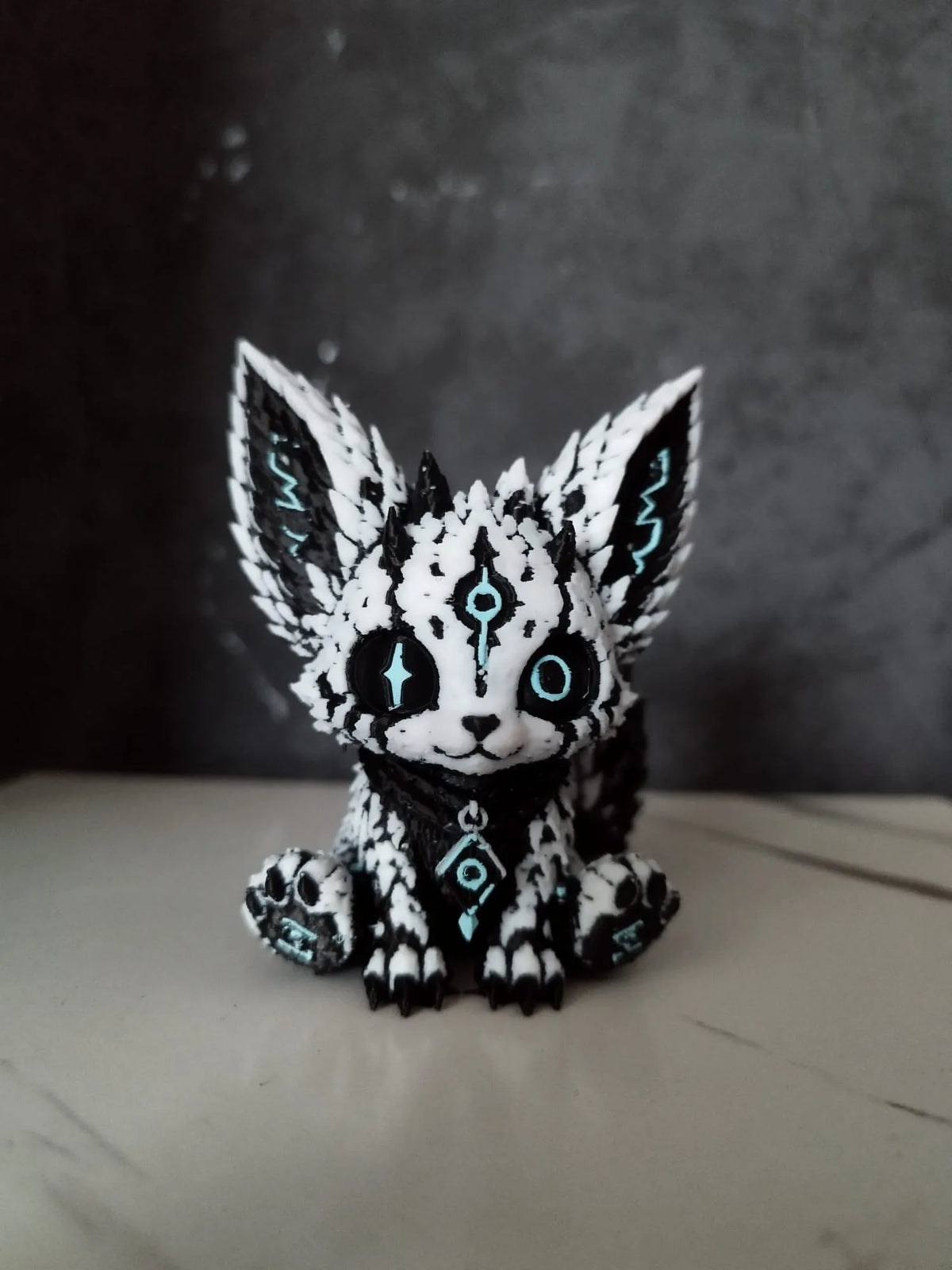 Runefox | Figurină 3D Vulpe Mistică Runică
