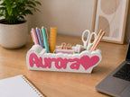 ✏️ DeskHeart 3D | Suport Birou Personalizat cu Nume și Compartimente