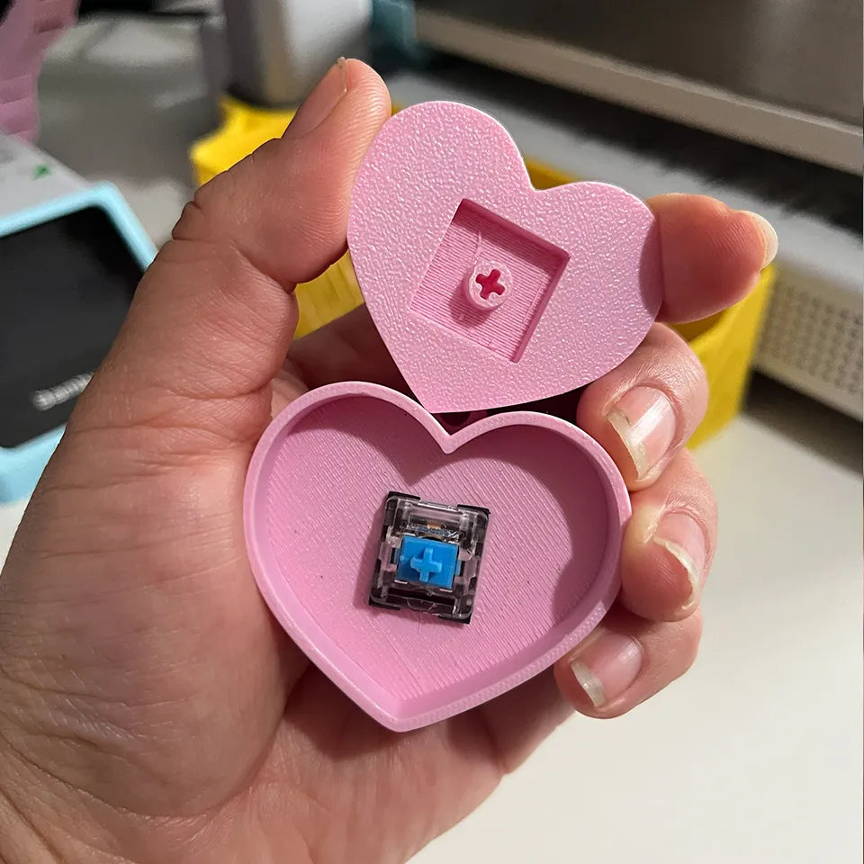 Breloc 3D Stea Zâmbitoare „Smiling Star Keychain”