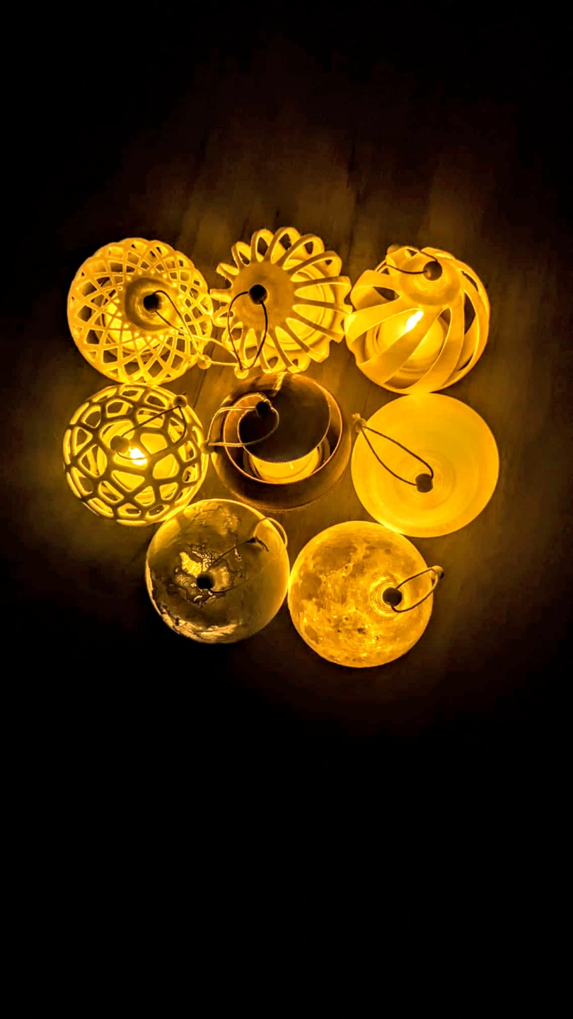LumiLattice | Glob 3D Luminos Tip Felinar Sculptat