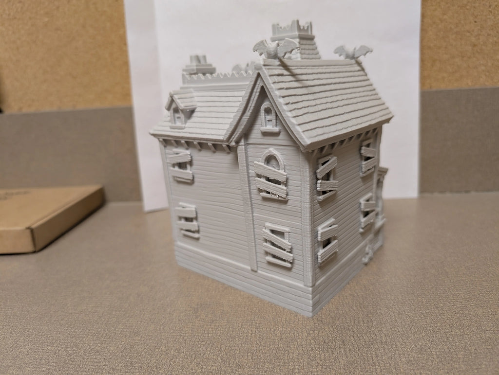 SpookyMansion | Dioramă 3D Căsuță Bântuită