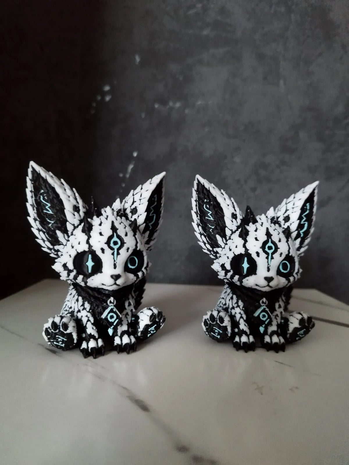 Runefox | Figurină 3D Vulpe Mistică Runică