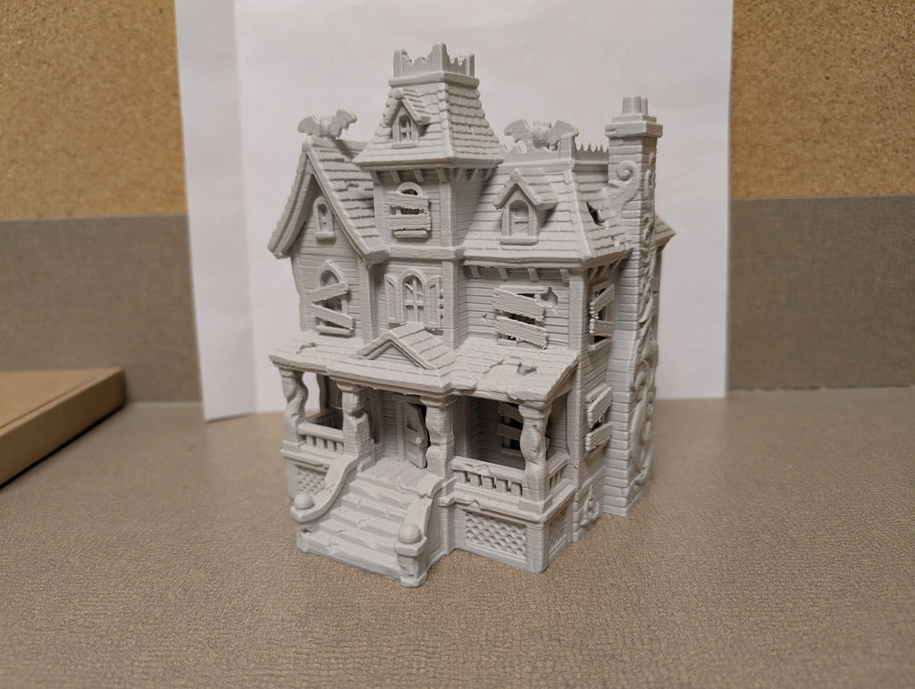 SpookyMansion | Dioramă 3D Căsuță Bântuită