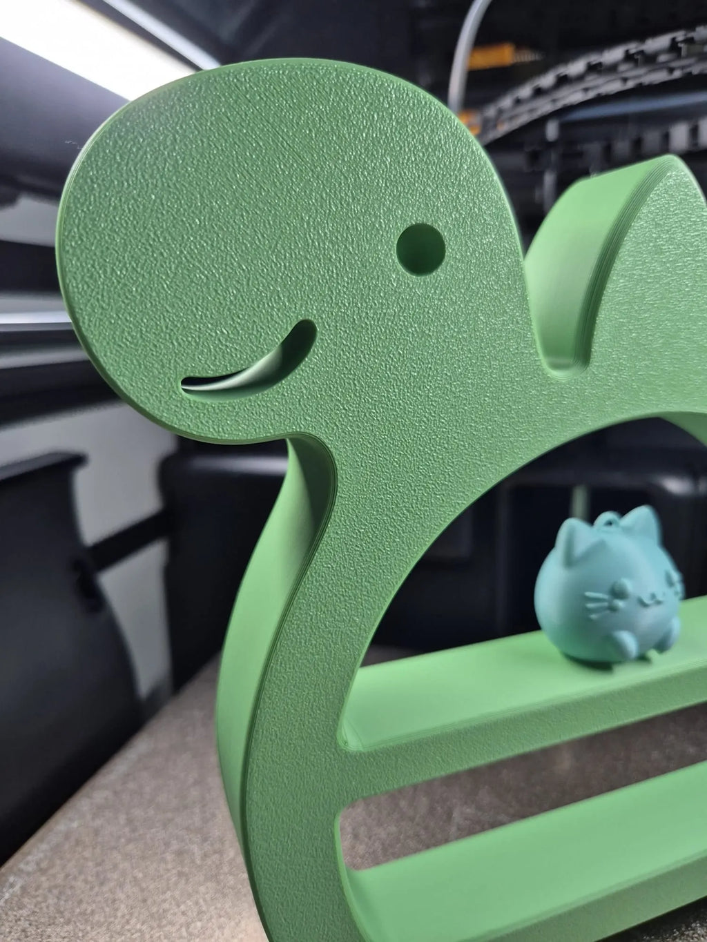 🦖 DinoShelf 3D | Etajeră Decorativă Dinozaur pentru Jucării